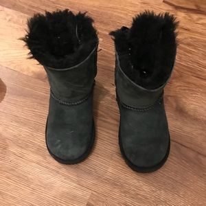 Girls ugh boots (toddler 9)